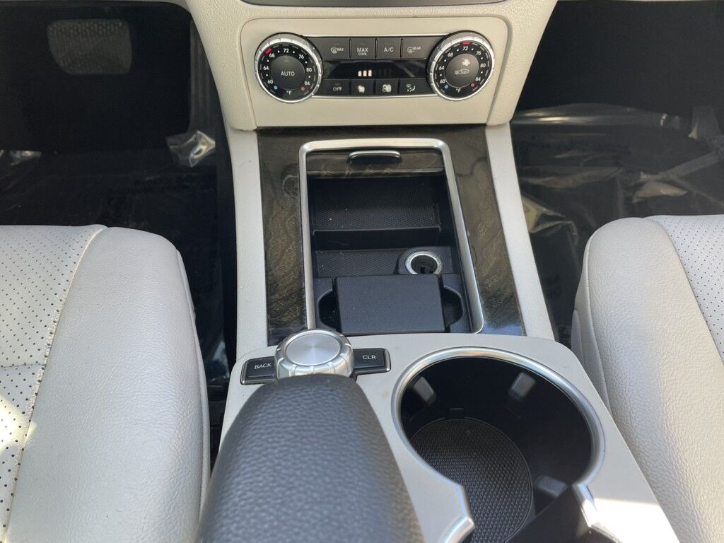 2015 Mercedes-Benz GLK-Class GLK 350~AUTO START/STOP~BLIND SPOT WARNING~DRIVER ASSISTANCE PACKAGE~LEATHER SEATS Sarasota FL