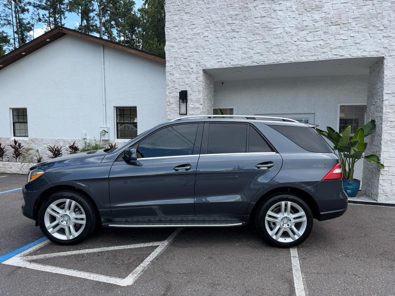 2015 Mercedes-Benz M-Class 4MATIC 4dr ML 350 Jacksonville FL
