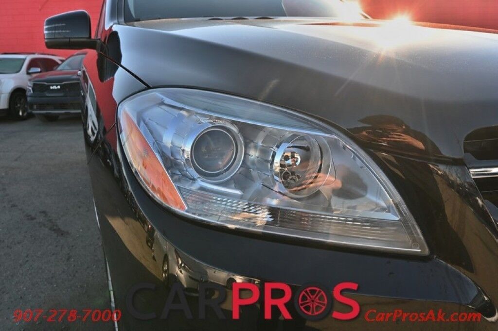 2015 Mercedes-Benz ML 350 4Matic - AWD - Premium Pkg - Power & Heated Leather Seats - Navigation - Bluetooth - Backup Camera - Dual Zone Climate - Fog Lights - Fixed Running Boards - Keyless Entry - Aluminum Wheels - Tow Pkg - 1 Owner Anchorage AK