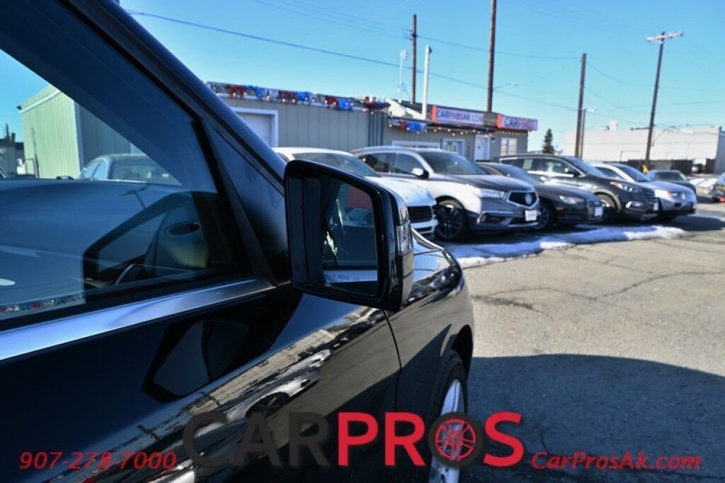 2015 Mercedes-Benz ML 350 4Matic - AWD - Premium Pkg - Power & Heated Leather Seats - Navigation - Bluetooth - Backup Camera - Dual Zone Climate - Fog Lights - Fixed Running Boards - Keyless Entry - Aluminum Wheels - Tow Pkg - 1 Owner Anchorage AK