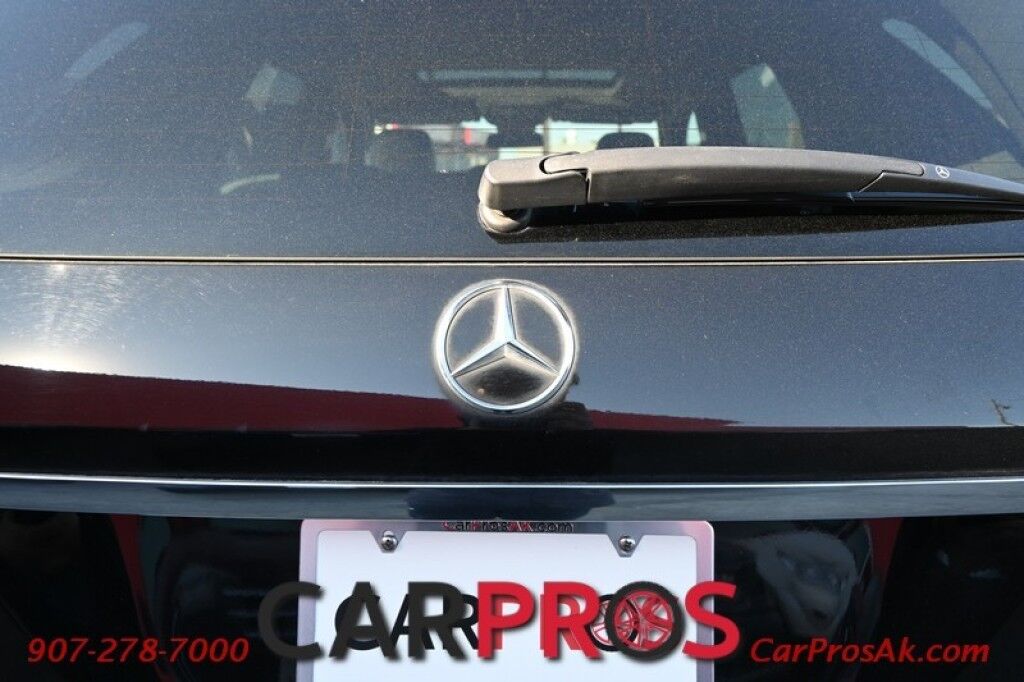 2015 Mercedes-Benz ML 350 4Matic - AWD - Premium Pkg - Power & Heated Leather Seats - Navigation - Bluetooth - Backup Camera - Dual Zone Climate - Fog Lights - Fixed Running Boards - Keyless Entry - Aluminum Wheels - Tow Pkg - 1 Owner Anchorage AK