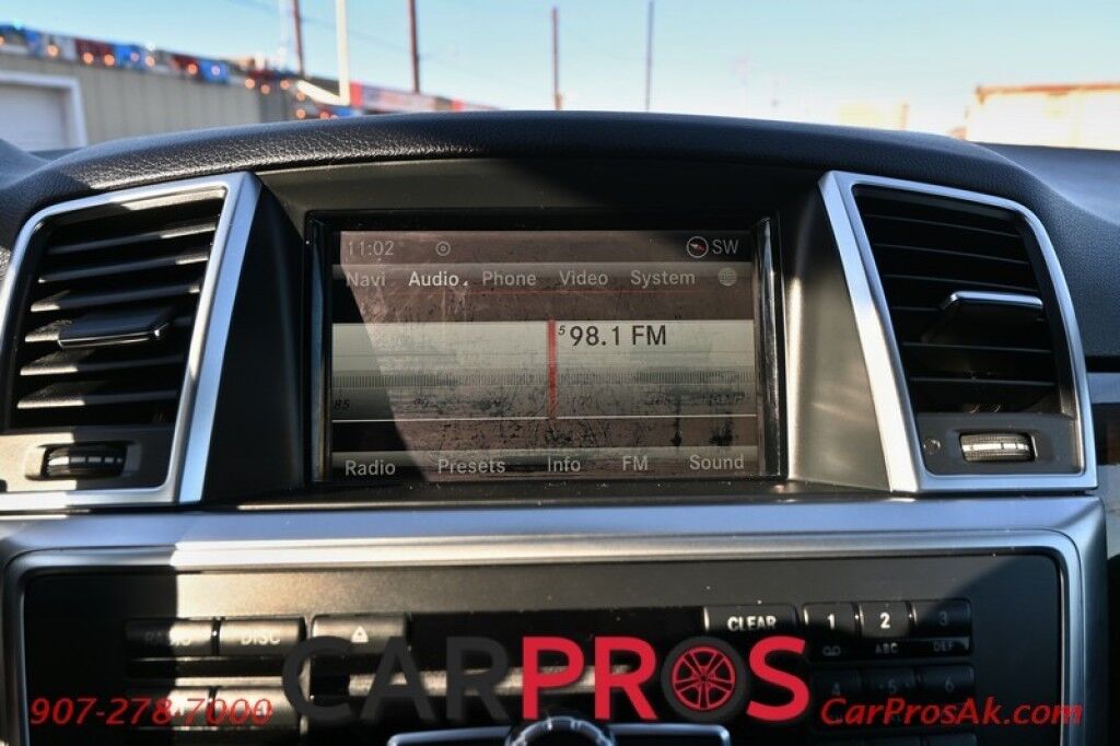 2015 Mercedes-Benz ML 350 4Matic - AWD - Premium Pkg - Power & Heated Leather Seats - Navigation - Bluetooth - Backup Camera - Dual Zone Climate - Fog Lights - Fixed Running Boards - Keyless Entry - Aluminum Wheels - Tow Pkg - 1 Owner Anchorage AK