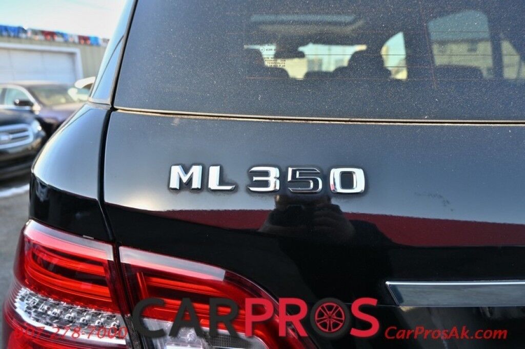 2015 Mercedes-Benz ML 350 4Matic - AWD - Premium Pkg - Power & Heated Leather Seats - Navigation - Bluetooth - Backup Camera - Dual Zone Climate - Fog Lights - Fixed Running Boards - Keyless Entry - Aluminum Wheels - Tow Pkg - 1 Owner Anchorage AK