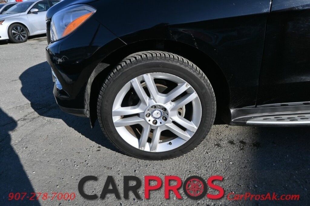 2015 Mercedes-Benz ML 350 4Matic - AWD - Premium Pkg - Power & Heated Leather Seats - Navigation - Bluetooth - Backup Camera - Dual Zone Climate - Fog Lights - Fixed Running Boards - Keyless Entry - Aluminum Wheels - Tow Pkg - 1 Owner Anchorage AK
