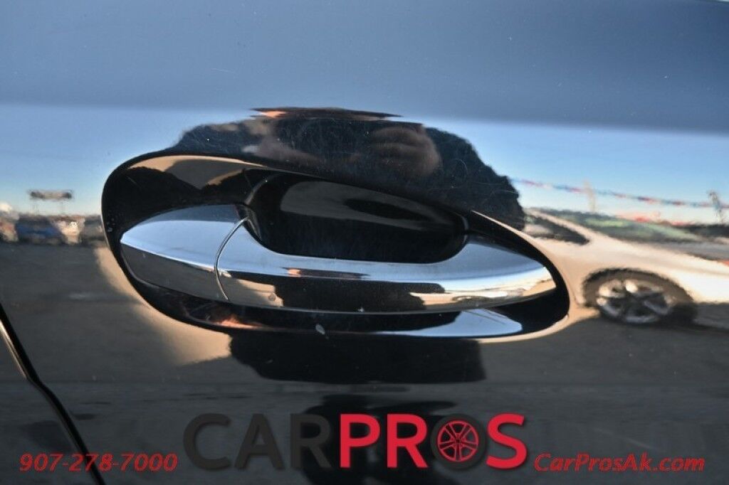 2015 Mercedes-Benz ML 350 4Matic - AWD - Premium Pkg - Power & Heated Leather Seats - Navigation - Bluetooth - Backup Camera - Dual Zone Climate - Fog Lights - Fixed Running Boards - Keyless Entry - Aluminum Wheels - Tow Pkg - 1 Owner Anchorage AK