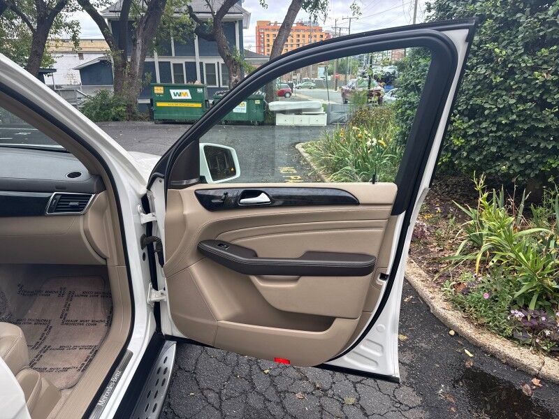 2015 Mercedes-Benz ML 400 4MATIC w/ Sport Package Arlington VA