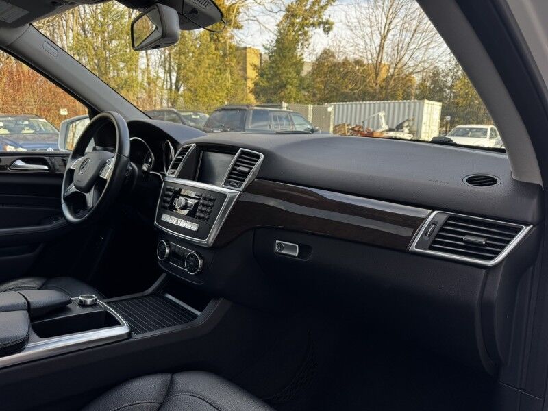 2015 Mercedes-Benz ML350 4Matic Willow Grove PA