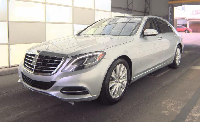 2015 Mercedes-Benz S 550 SEDAN