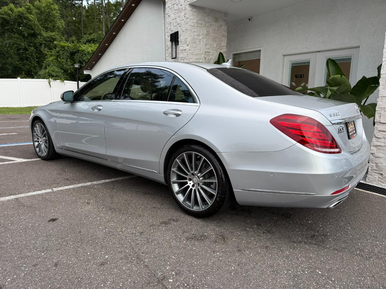 2015 Mercedes-Benz S-Class 4dr Sdn S 550 RWD