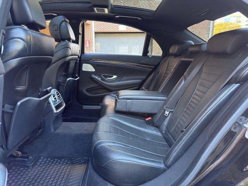 2015 Mercedes-Benz S-Class S 550 4MATIC w/ Sport Package Arlington VA