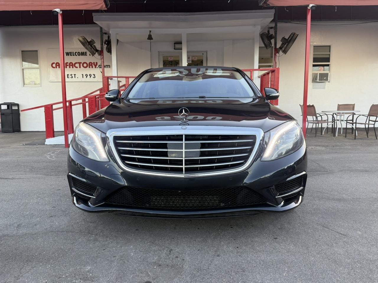 2015 Mercedes Benz S 550 photo 4