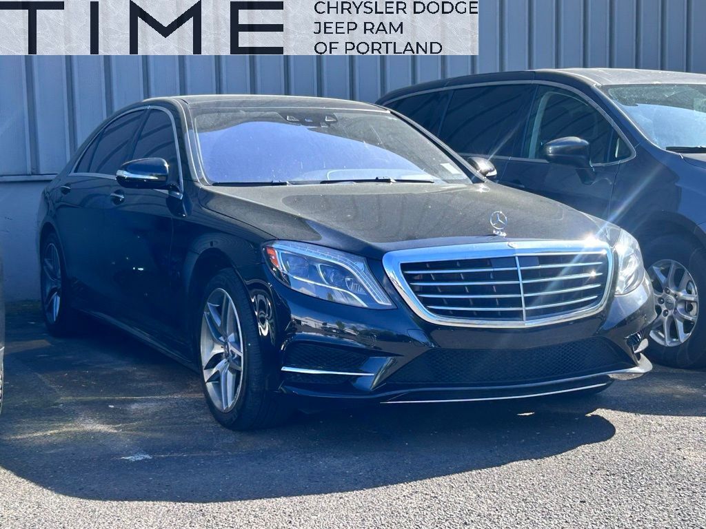 2015 Mercedes-Benz S-Class S550 4MATIC's photo