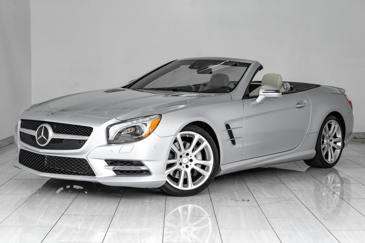 2015 Mercedes-Benz SL 400 BLIND SPOT ASSIT NAVIGATION PANORAMA LEATHER SEATS REAR CAMERA KEYLESS START Carrollton TX