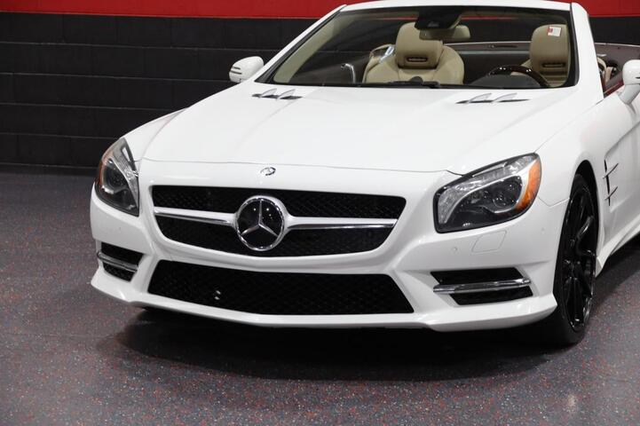 2015 Mercedes-Benz SL550 AMG Sport 2dr Convertible Chicago IL