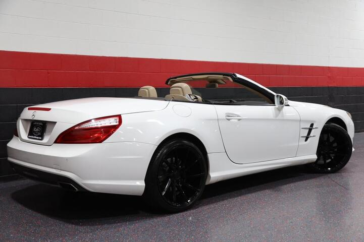 2015 Mercedes-Benz SL550 AMG Sport 2dr Convertible Chicago IL