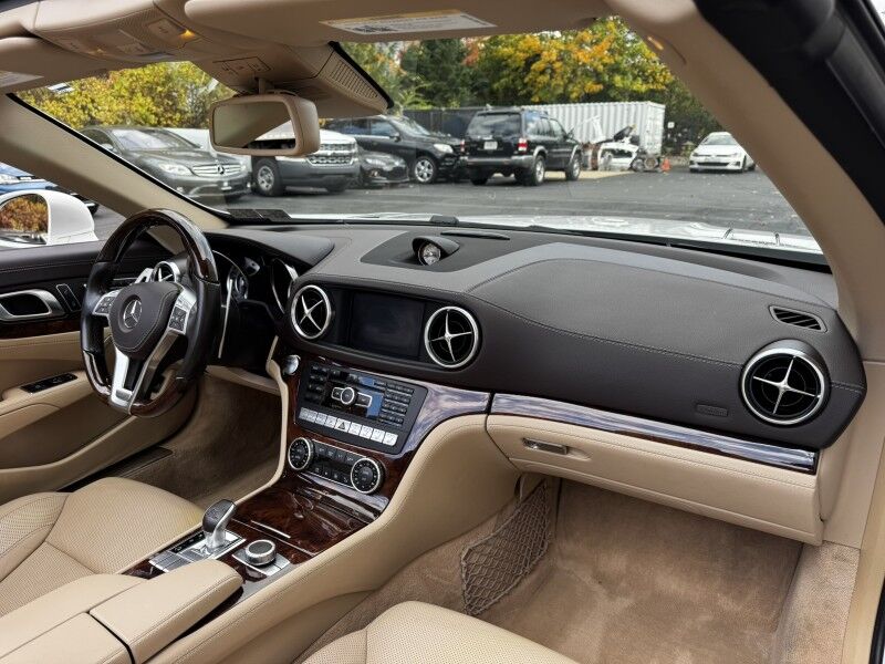 2015 Mercedes-Benz SL550 SL 550 Willow Grove PA 2015 Mercedes-Benz SL550 SL 550 Willow Grove PA