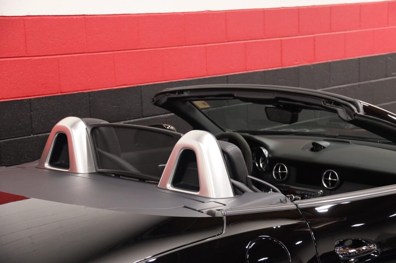2015 Mercedes-Benz SLK 55 AMG 2dr Roadster Skokie IL