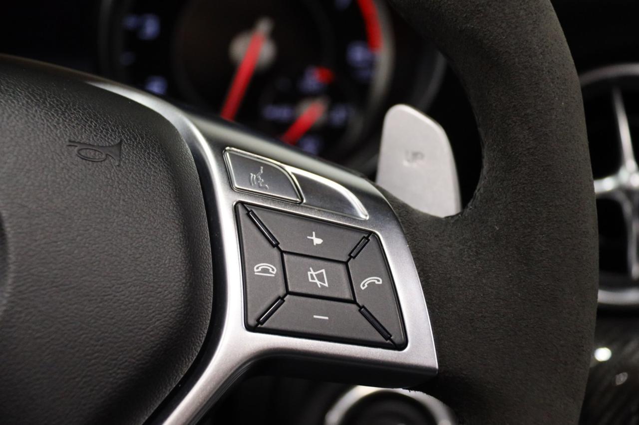 2015 Mercedes-Benz SLK 55 AMG 2dr Roadster Skokie IL