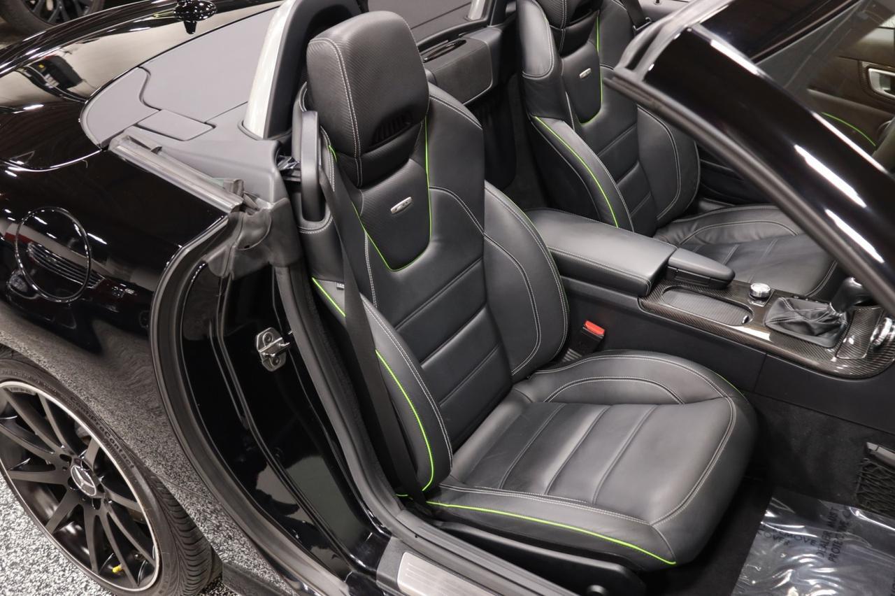 2015 Mercedes-Benz SLK 55 AMG 2dr Roadster Skokie IL