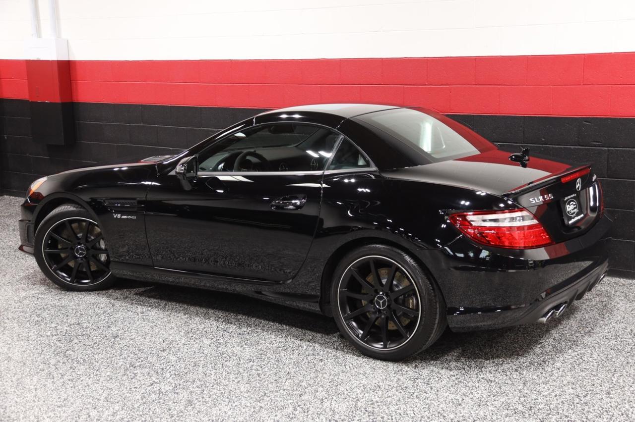 2015 Mercedes-Benz SLK 55 AMG 2dr Roadster Skokie IL