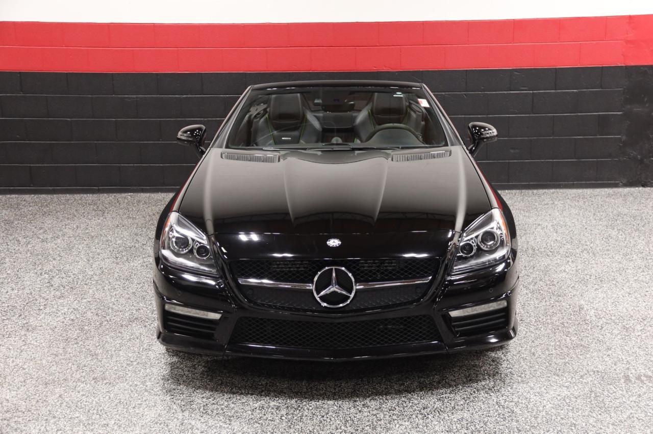 2015 Mercedes-Benz SLK 55 AMG 2dr Roadster Skokie IL