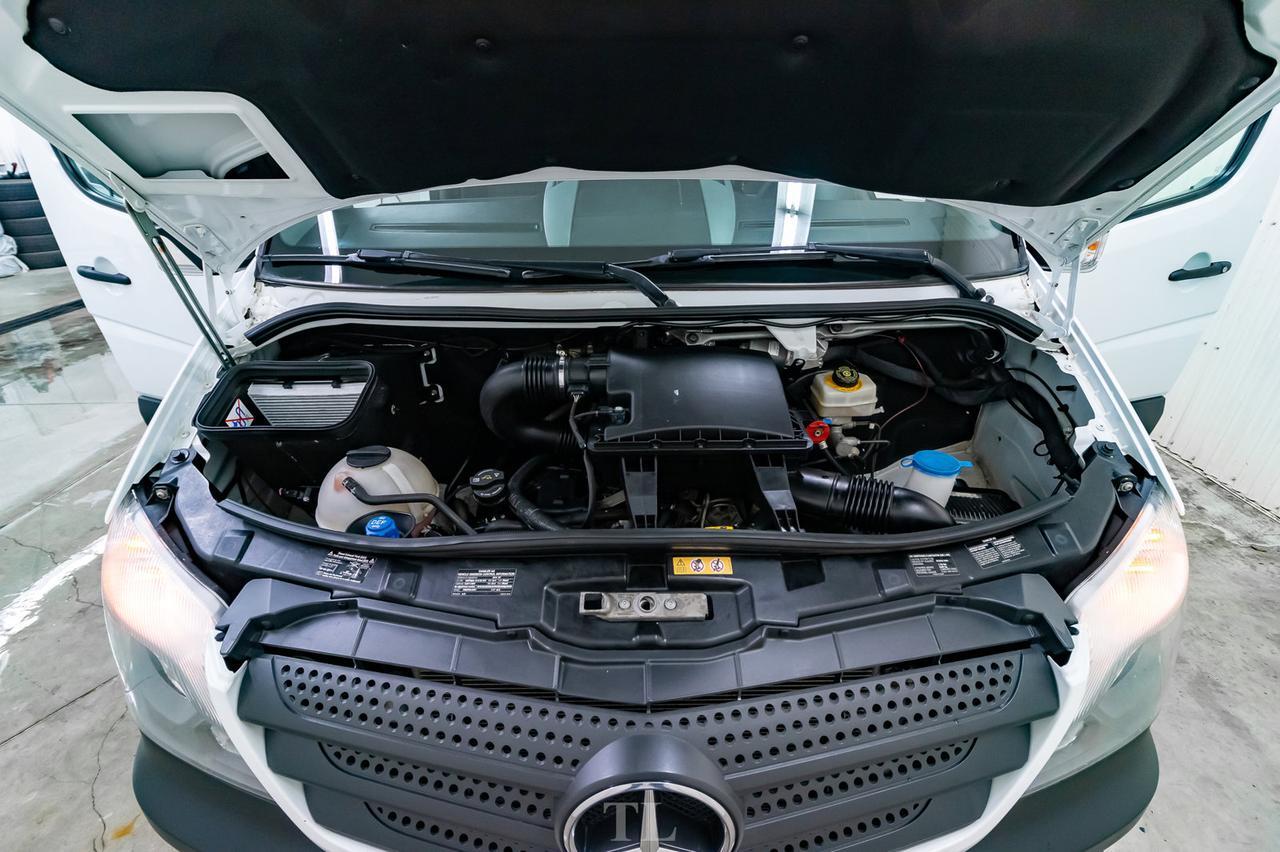 2015 Mercedes-Benz Sprinter 2500 Cargo Van with Reefer BCam Diesel Red Deer AB