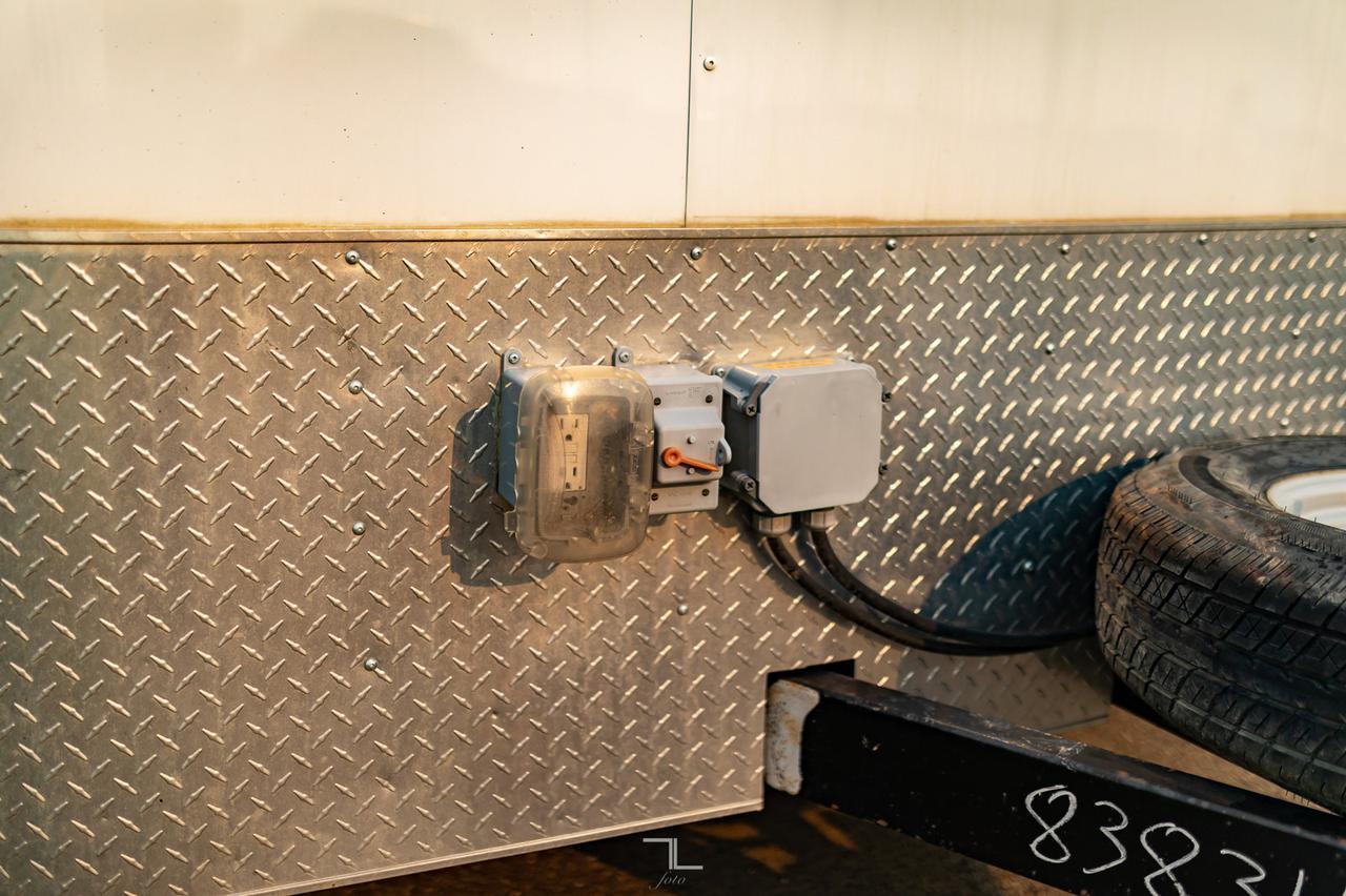 2015 Mirage M8250 T/A 8.5 X 20 FT Utility Trailer Escape Room Red Deer AB