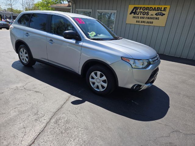2015 Mitsubishi Outlander ES 2WD