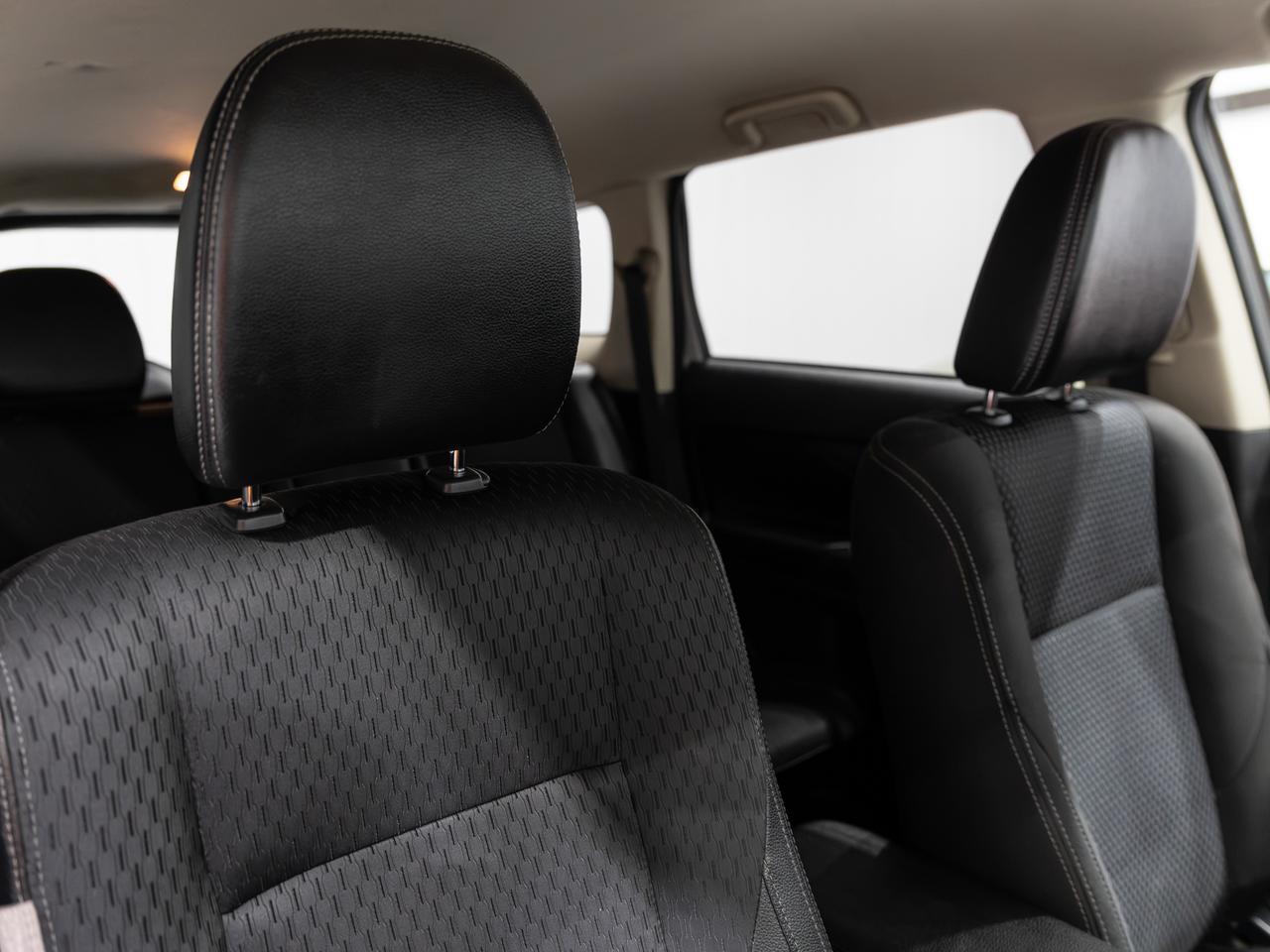 2015 Mitsubishi Outlander SE AWD 7-Passenger Cranberry PA