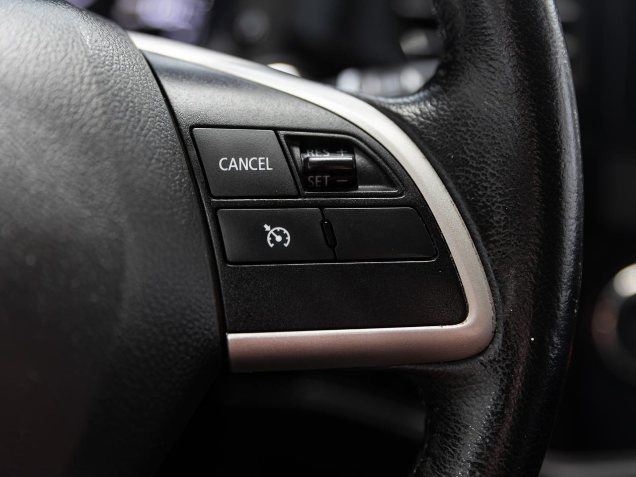 2015 Mitsubishi Outlander SE AWD 7-Passenger Cranberry PA