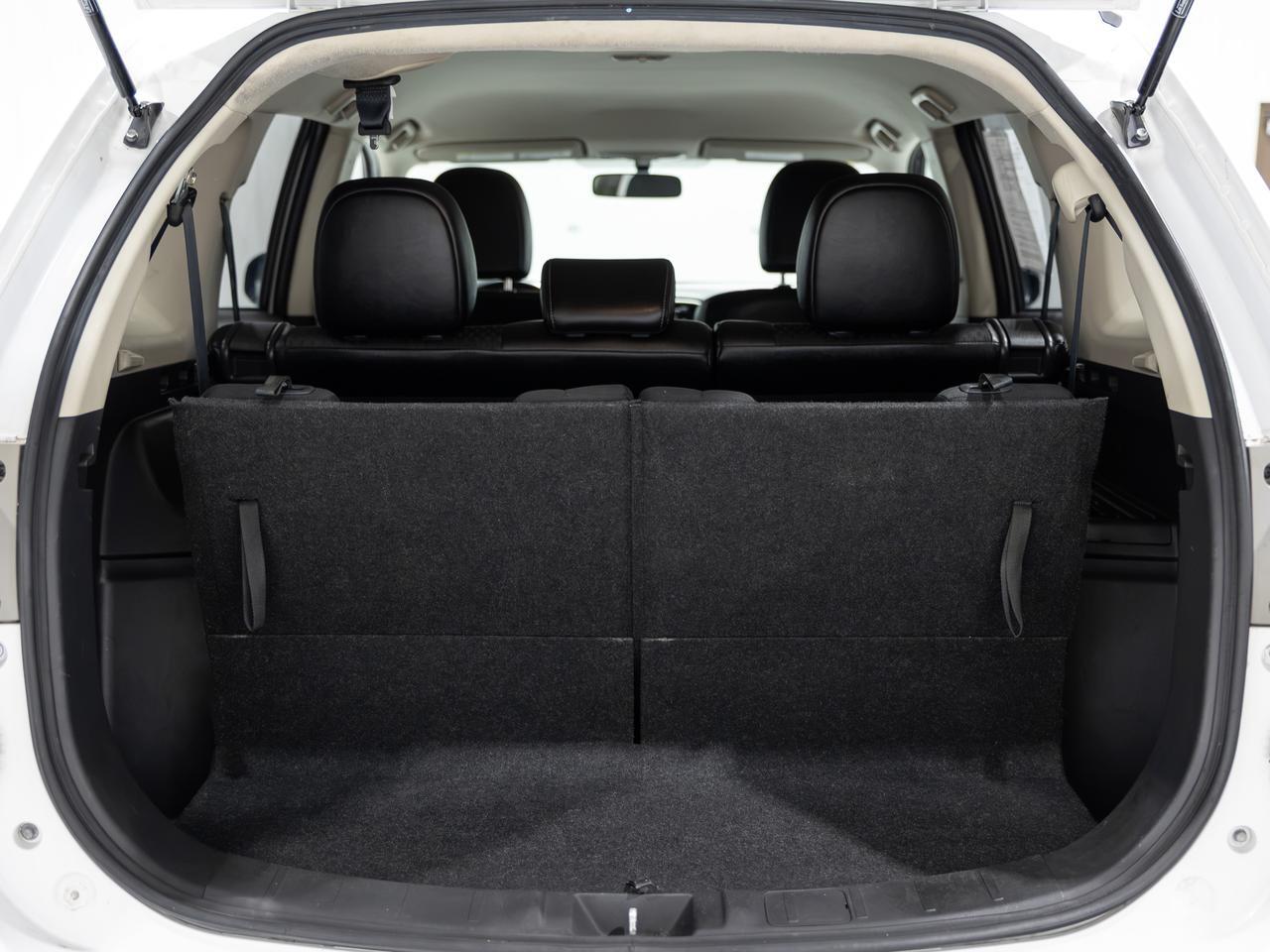 2015 Mitsubishi Outlander SE AWD 7-Passenger Cranberry PA