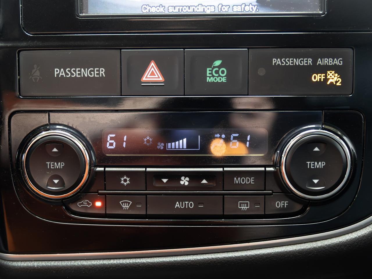 2015 Mitsubishi Outlander SE AWD 7-Passenger Cranberry PA