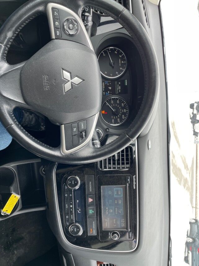 2015 Mitsubishi Outlander SE Cleveland OH