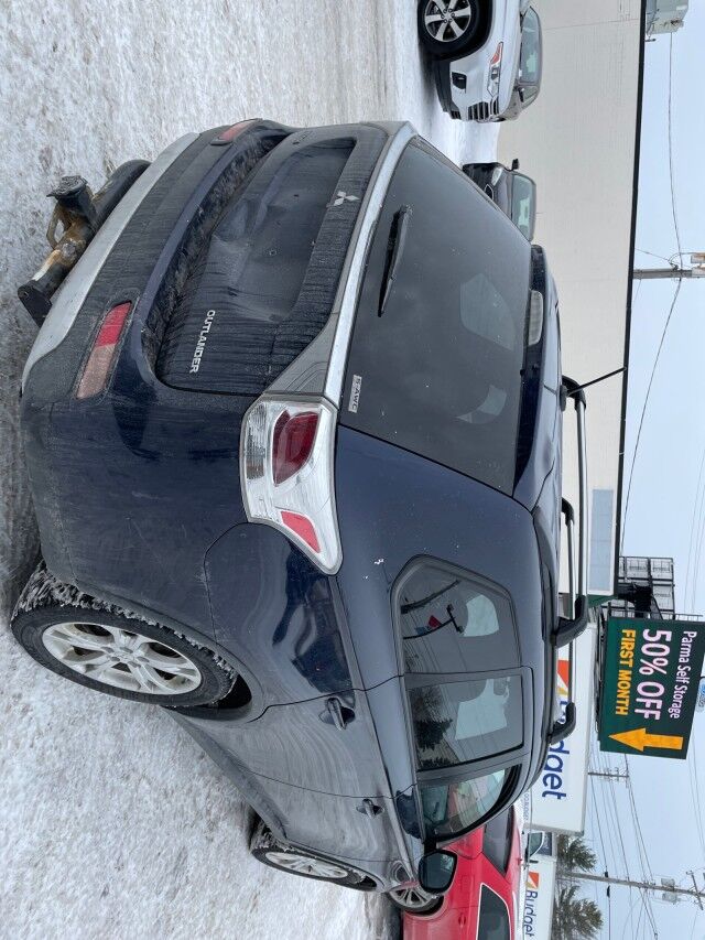 2015 Mitsubishi Outlander SE Cleveland OH