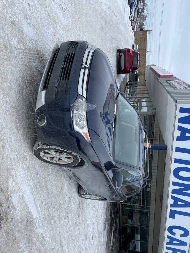 2015 Mitsubishi Outlander SE