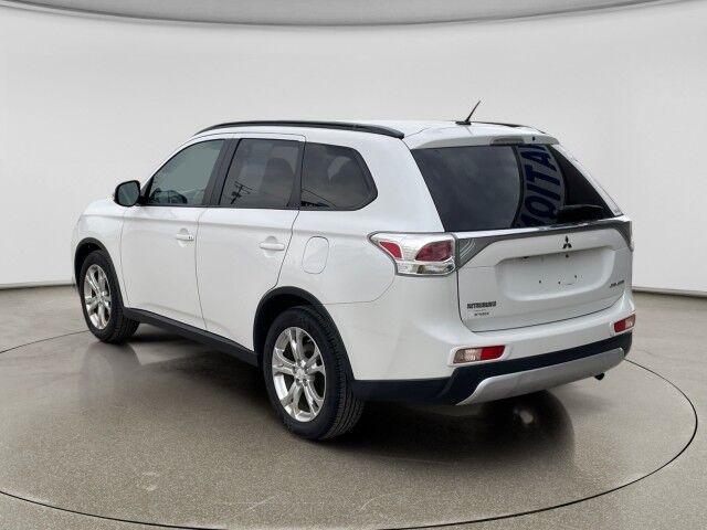 2015 Mitsubishi Outlander SE Cleveland OH