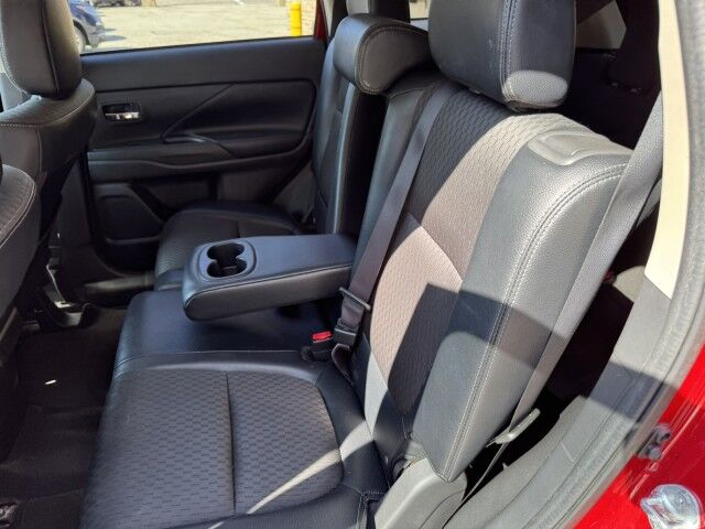 2015 Mitsubishi Outlander SE North Versailles PA