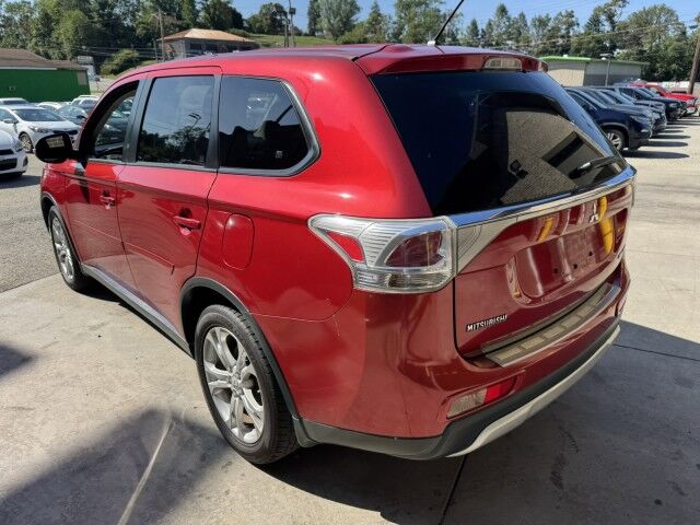 2015 Mitsubishi Outlander SE North Versailles PA