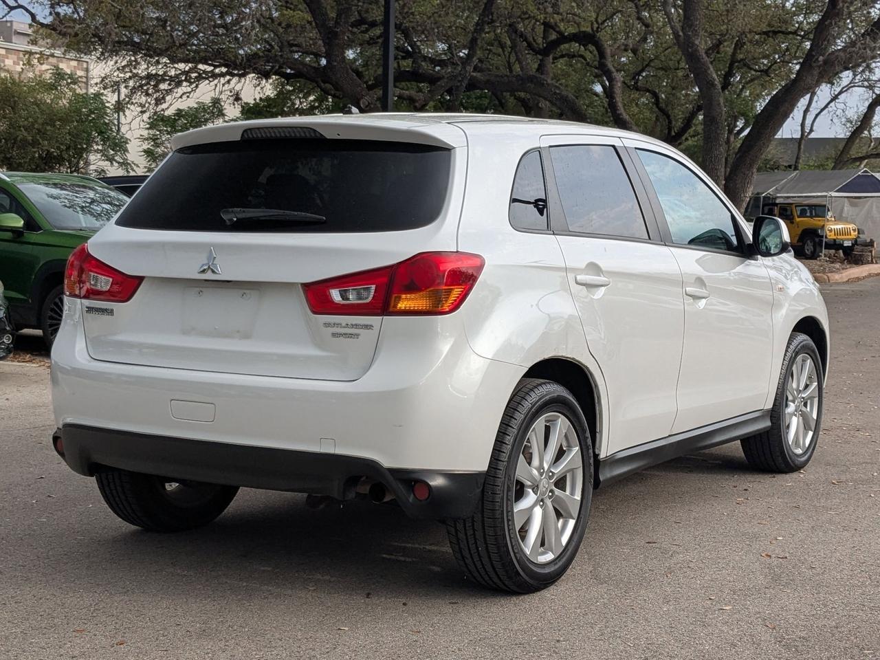 2015 Mitsubishi Outlander Sport 2.4 ES