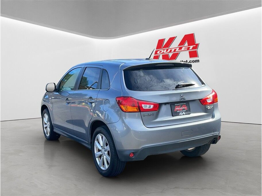2015 Mitsubishi Outlander Sport SE Sport Utility 4D