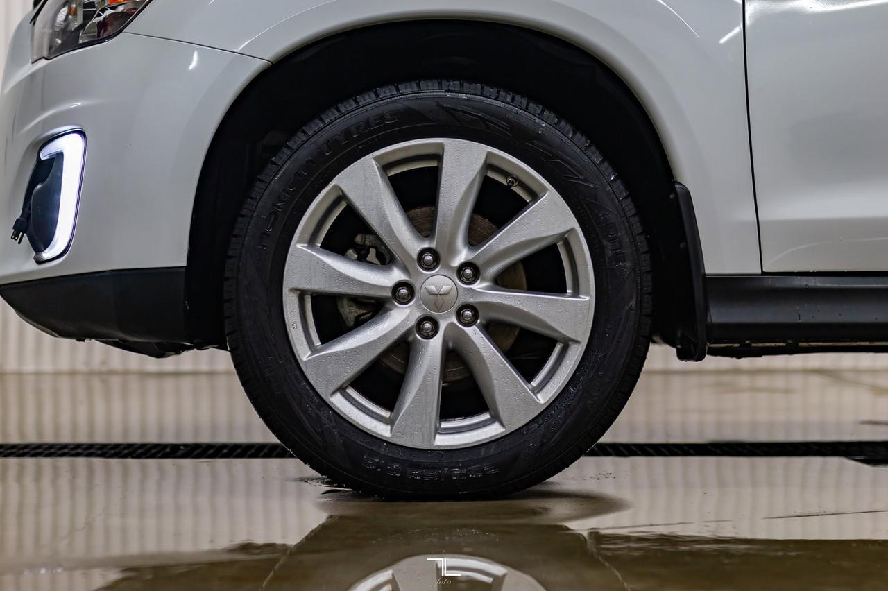 2015 Mitsubishi RVR AWD GT Roof BCam Red Deer AB