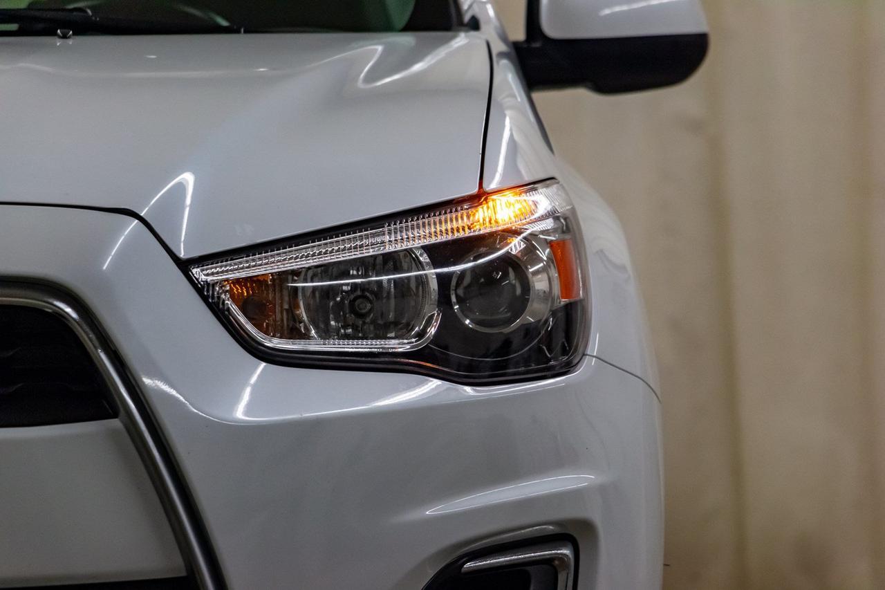2015 Mitsubishi RVR AWD SE Limited Red Deer AB