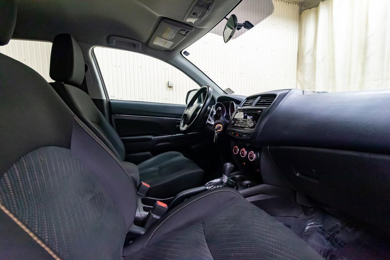 2015 Mitsubishi RVR AWD SE Limited Red Deer AB