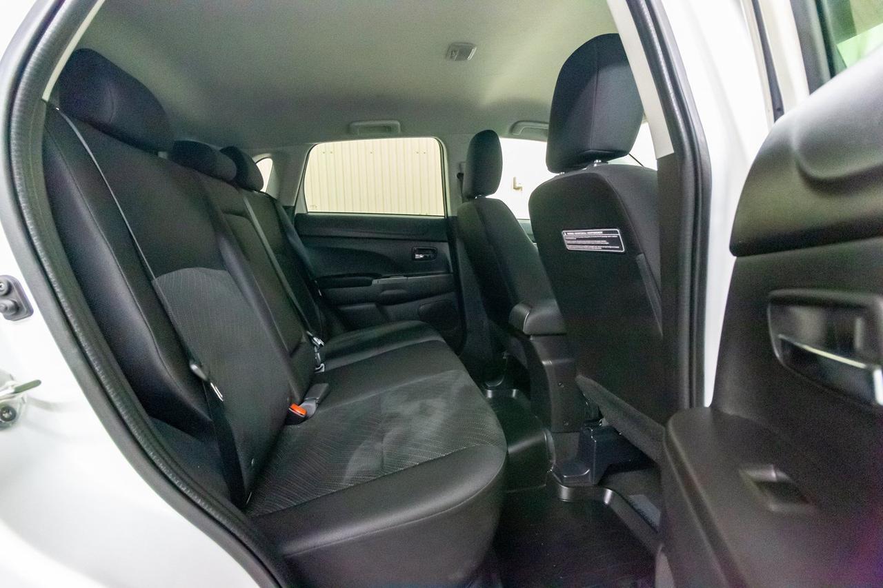 2015 Mitsubishi RVR AWD SE Limited Red Deer AB