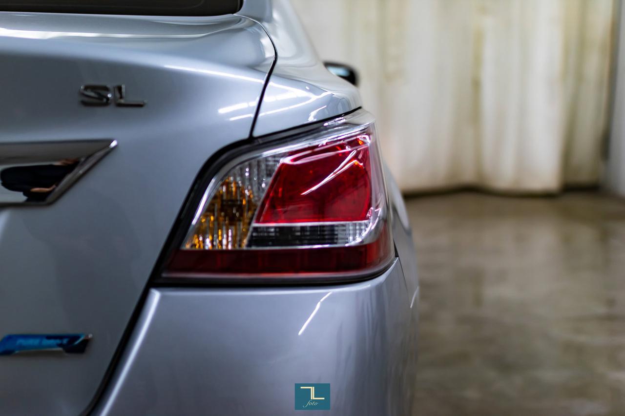 2015 Nissan Altima SL Leather Roof Nav BCam Red Deer AB