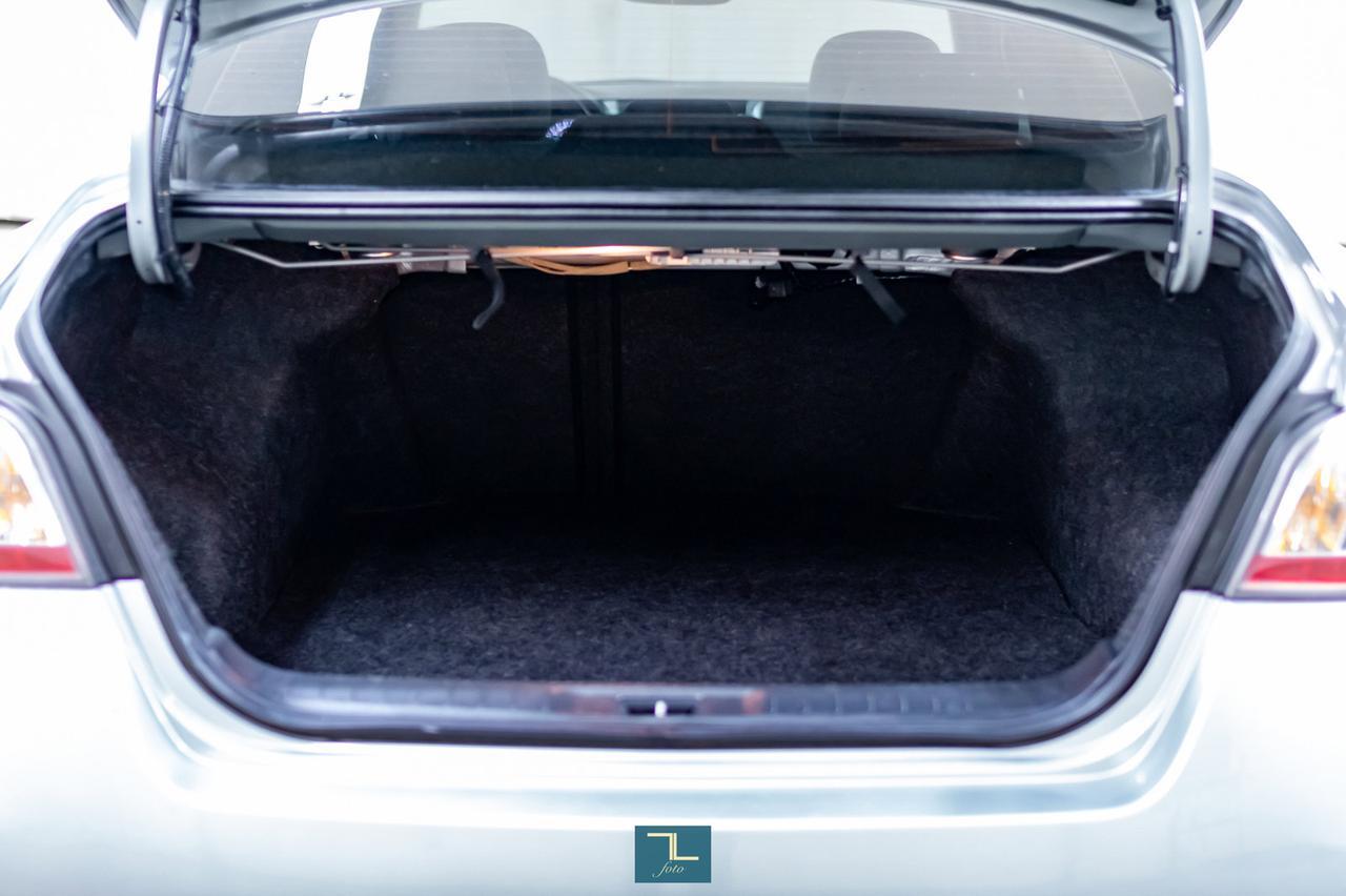 2015 Nissan Altima SL Leather Roof Nav BCam Red Deer AB