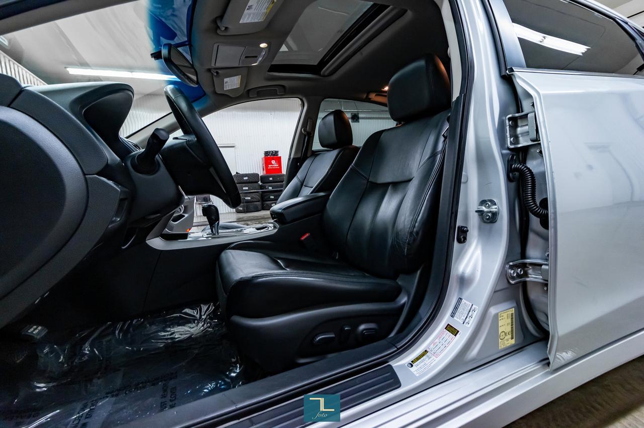 2015 Nissan Altima SL Leather Roof Nav BCam Red Deer AB