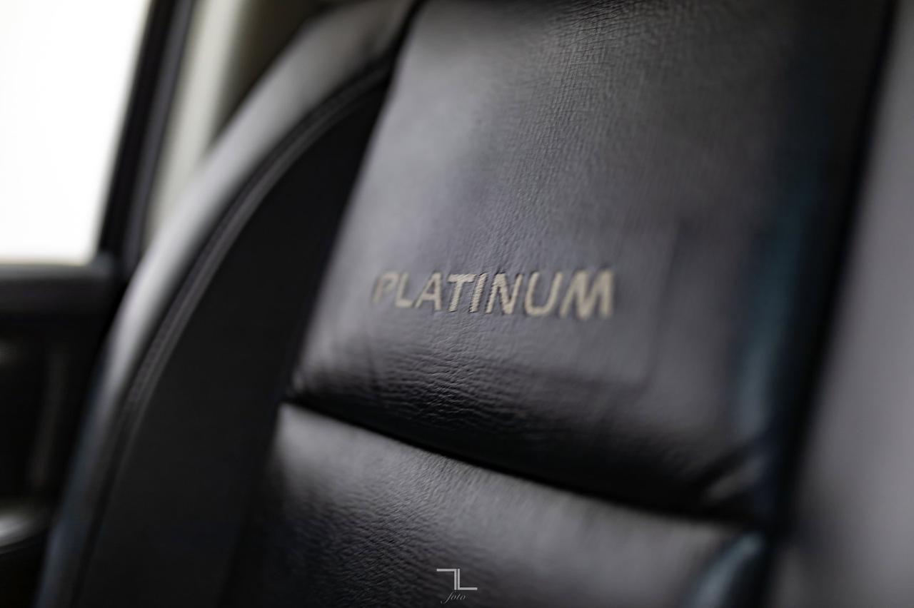 2015 Nissan Armada AW Platinum Leather Roof Nav TV&apos;s Red Deer AB