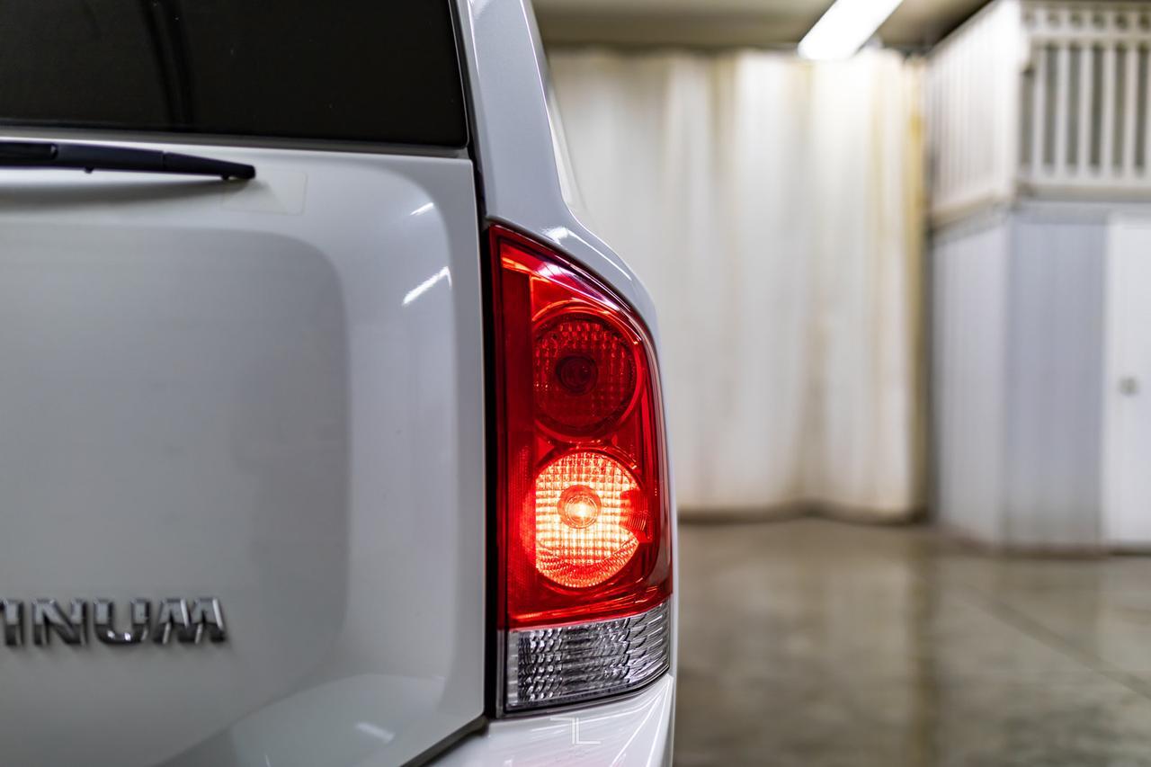 2015 Nissan Armada AW Platinum Leather Roof Nav TV's Red Deer AB