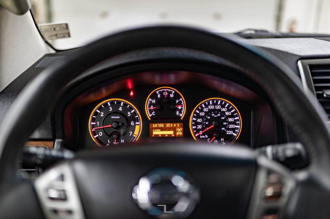 2015 Nissan Armada AW Platinum Leather Roof Nav TV&apos;s Red Deer AB